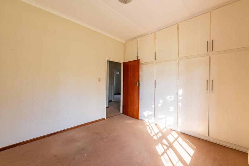 5 Bedroom Property for Sale in Riviersonderend Western Cape